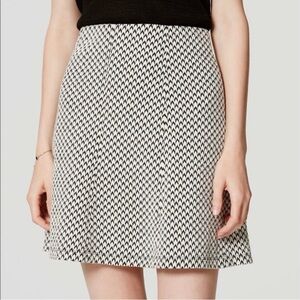 LOFT B&W Chevron Skirt